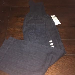 SOLD Motherhood MATERNITY  crops size M